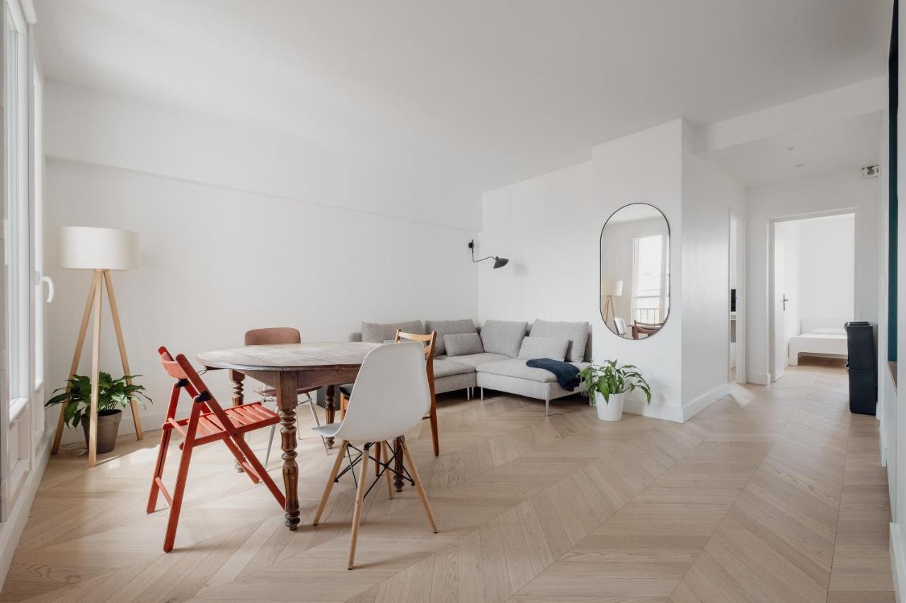 Veeve - Meticulously Minimalist Apartment Paris
